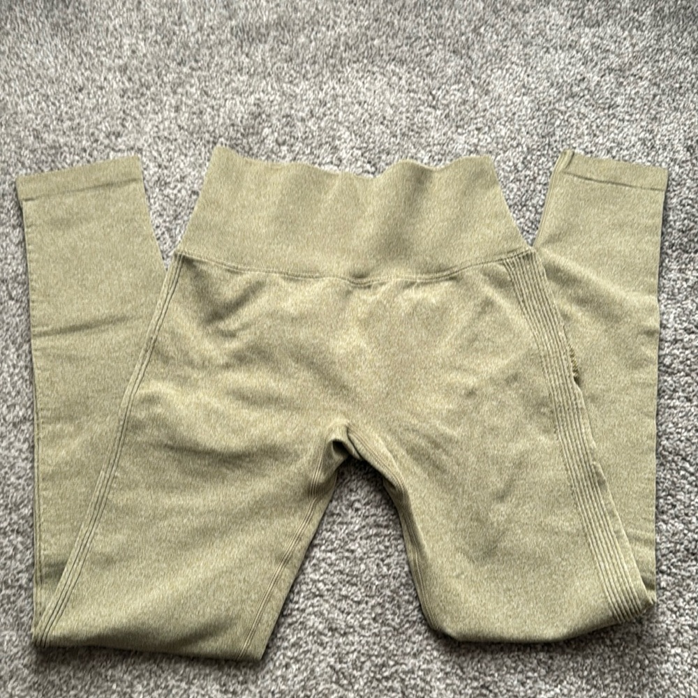 Scrunch booty leggings